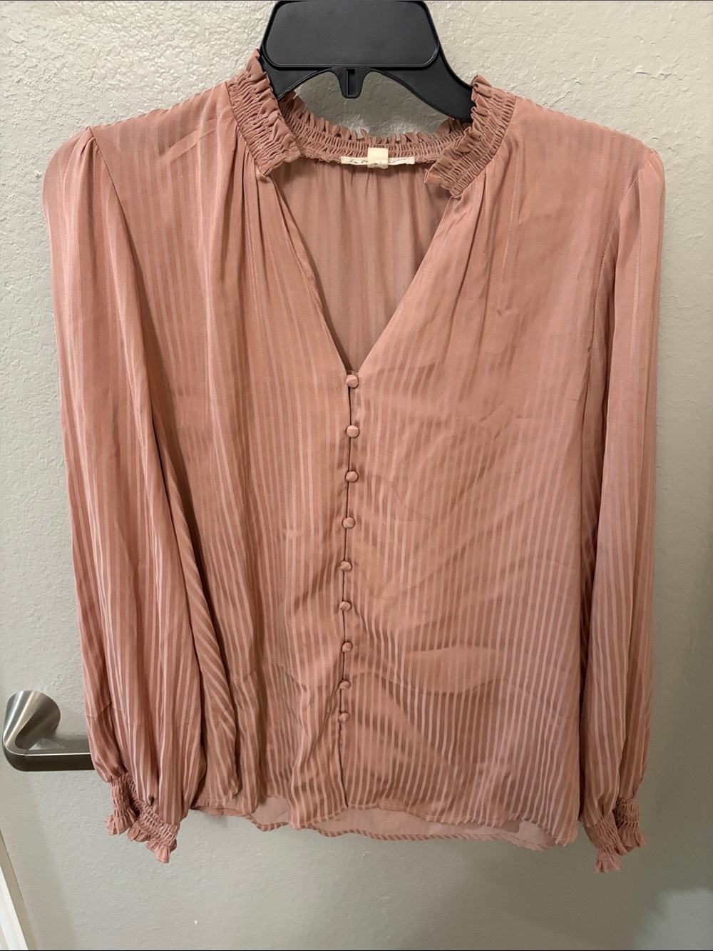 Dusty Rose Button-Front Long Sleeve Blouse with Ruffle Collar